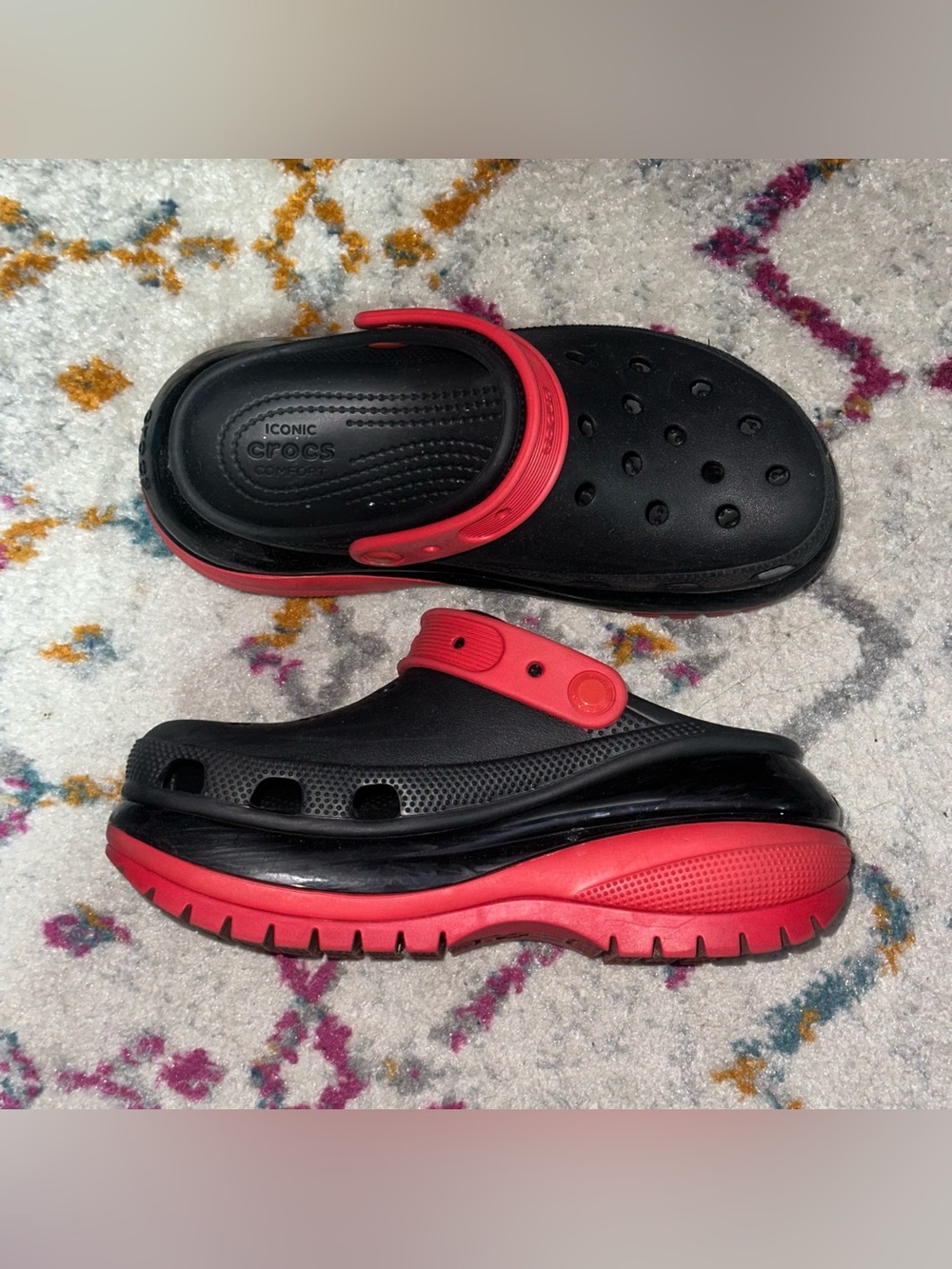 Crocs Classic Mega Crush Black/Red Clogs (size 7)